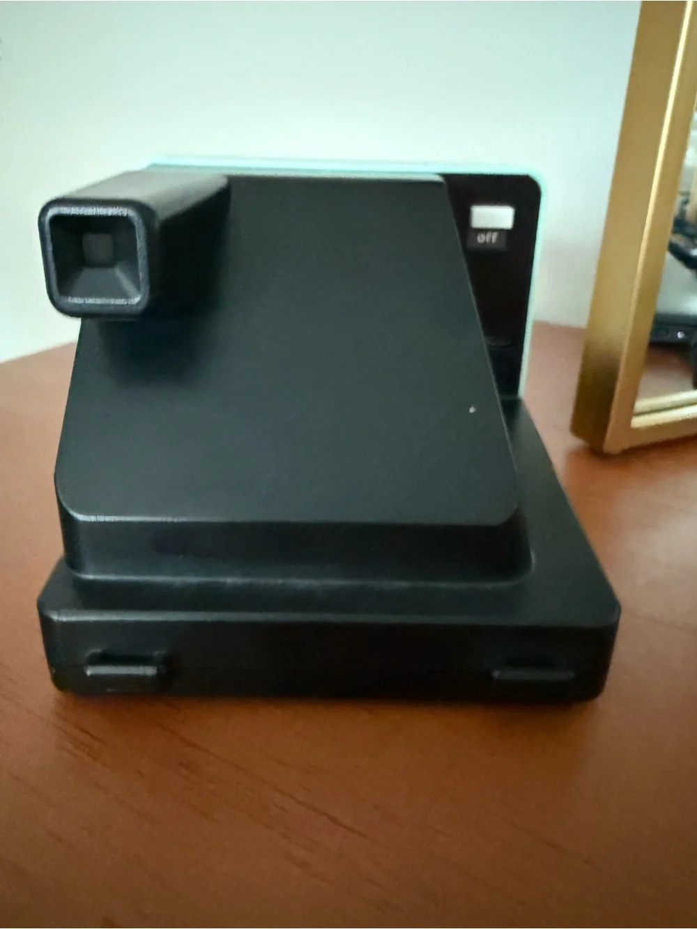 Polaroid OneStep2 I‑Type Camera in Mint Green and Black